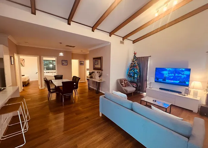 Cosy 4Br Home 15 Minutes Away From Melbourne Airport