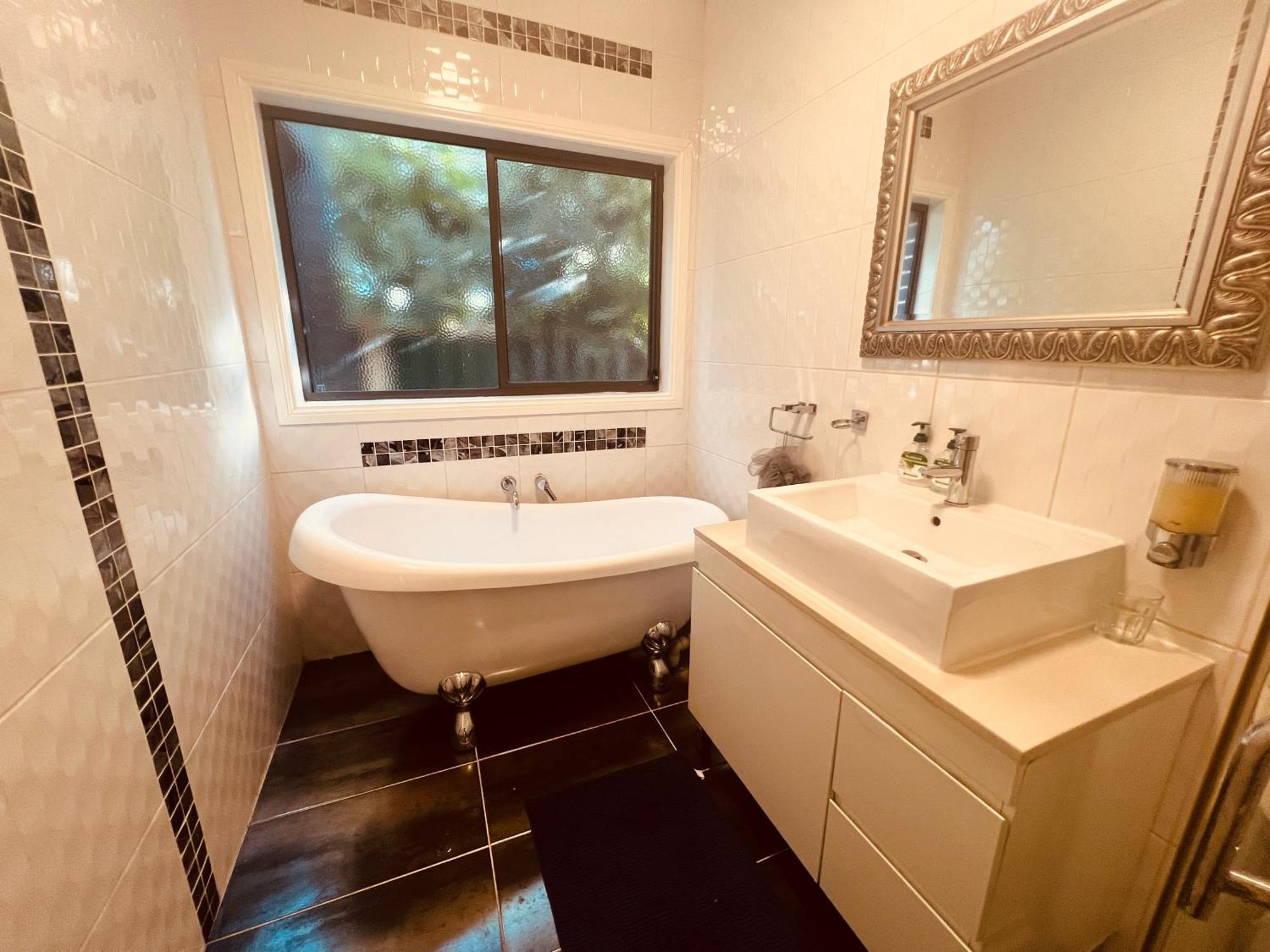 Cosy 4br 15 Minutes Away From Melbourne Airport Homestay